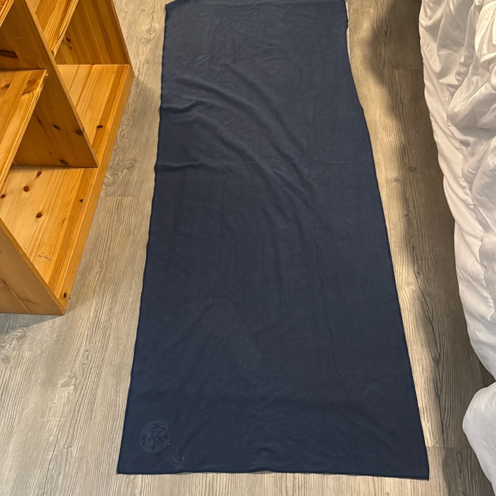 Equa yoga mat towel. Non slip without rubber dots
